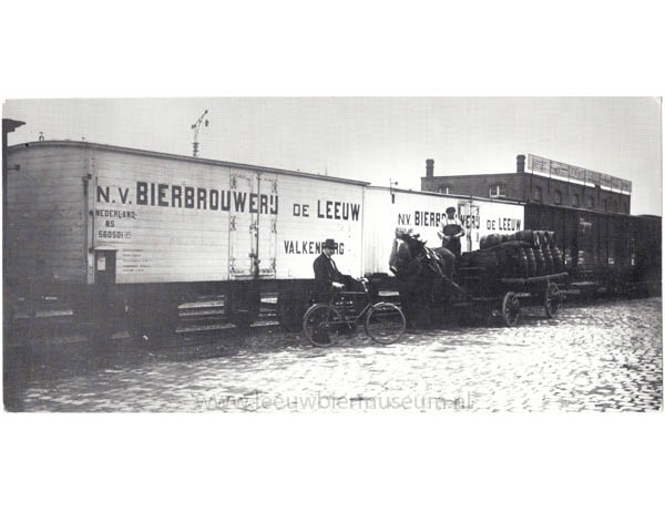 Treinwagen leeuw bier in de jaren 30